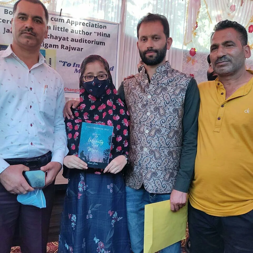 Book Printing Services in Delhi NCR — Apna Publisher Bulk Printing Facility